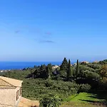 Vozas - Traditional With Great View Villa