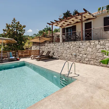 Villa Vozas - Traditional With Great View *