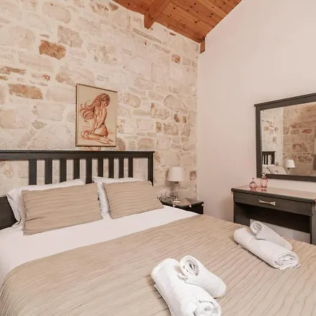 Villa Vozas - Traditional With Great View