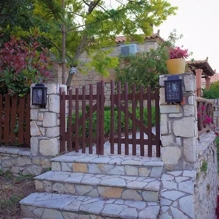 Vozas - Traditional With Great View *