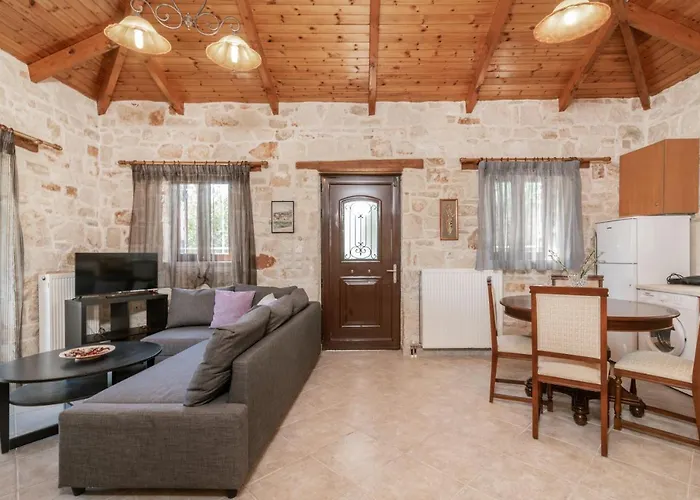 Villa Vozas - Traditional With Great View Tragaki