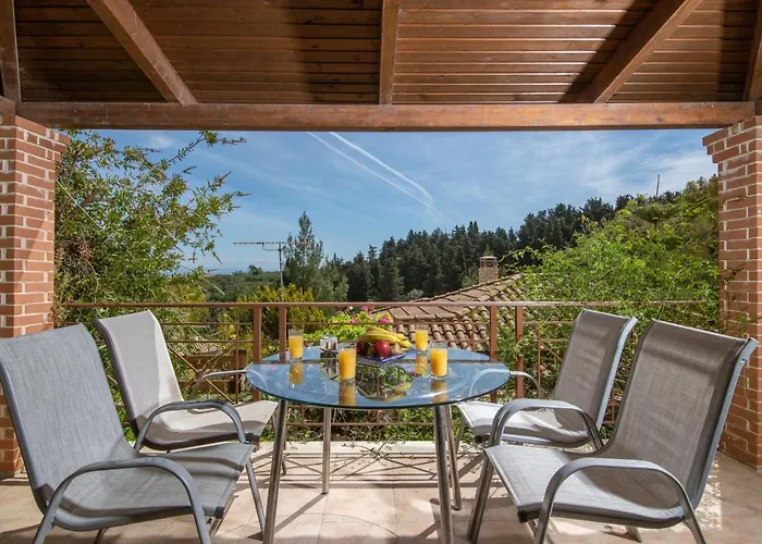 Vozas - Traditional With Great View Villa
