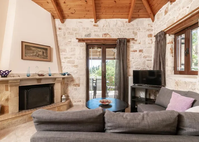Vozas - Traditional With Great View Villa