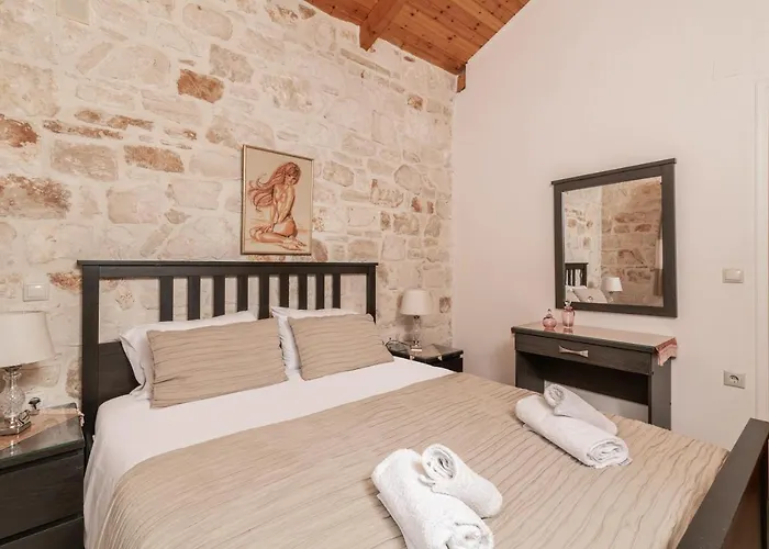 Villa Vozas - Traditional With Great View