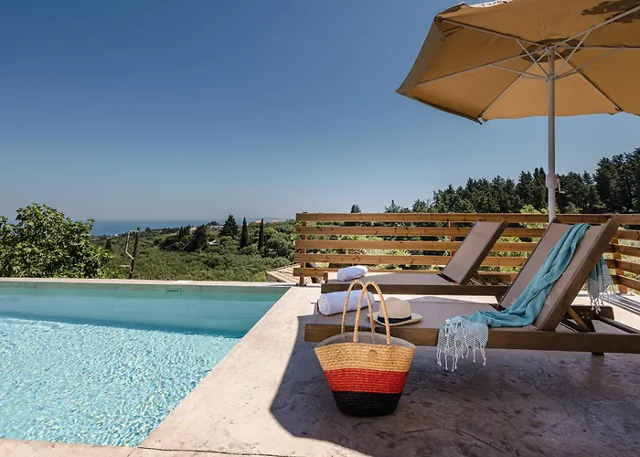 Villa Vozas - Traditional With Great View